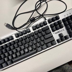 ZEUS GAMDIAS Mem-chanical Gaming Keyboard hermes e1c